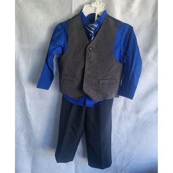 boys‎ vanheusen size 5 black and blue 4 PC suit set - Picture 1 of 4